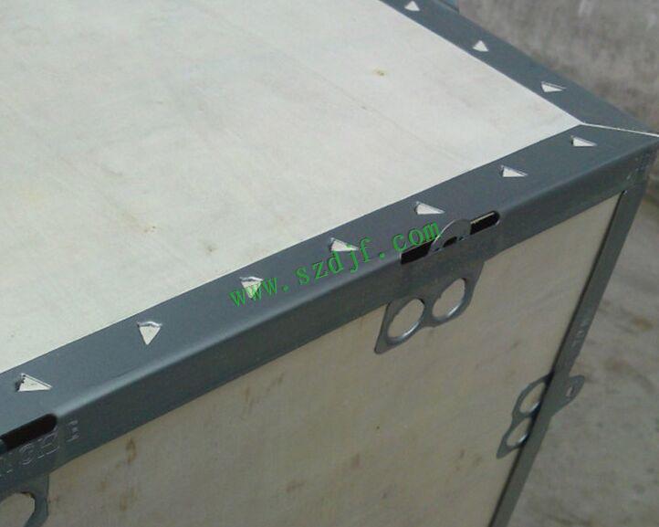 出口免檢鋼帶木箱角邊細節 出口免檢鋼帶木箱角邊細節